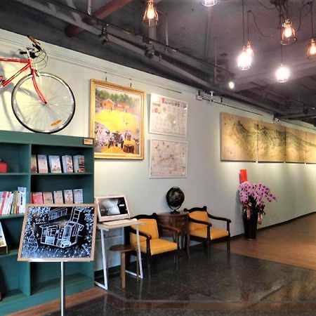 Dongning Atlas Hotel Tainan Buitenkant foto