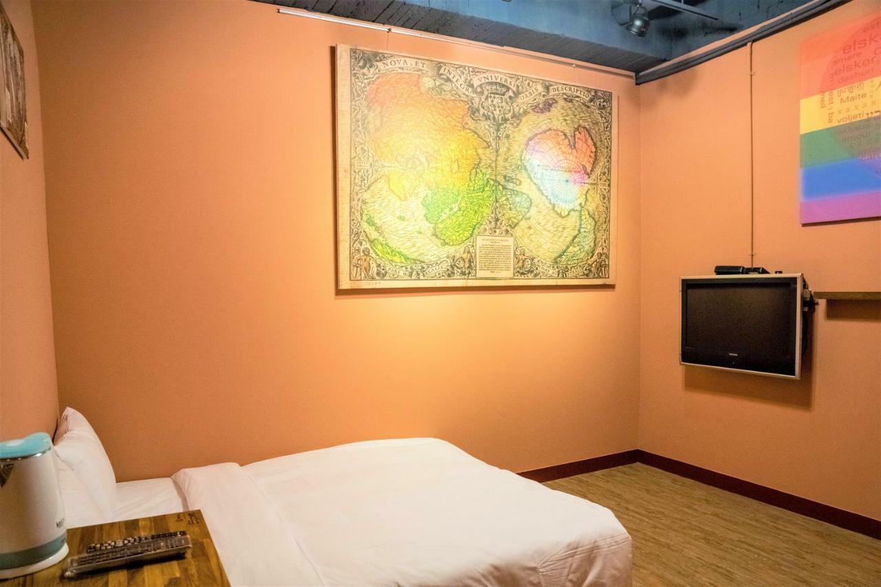 Dongning Atlas Hotel Tainan Buitenkant foto