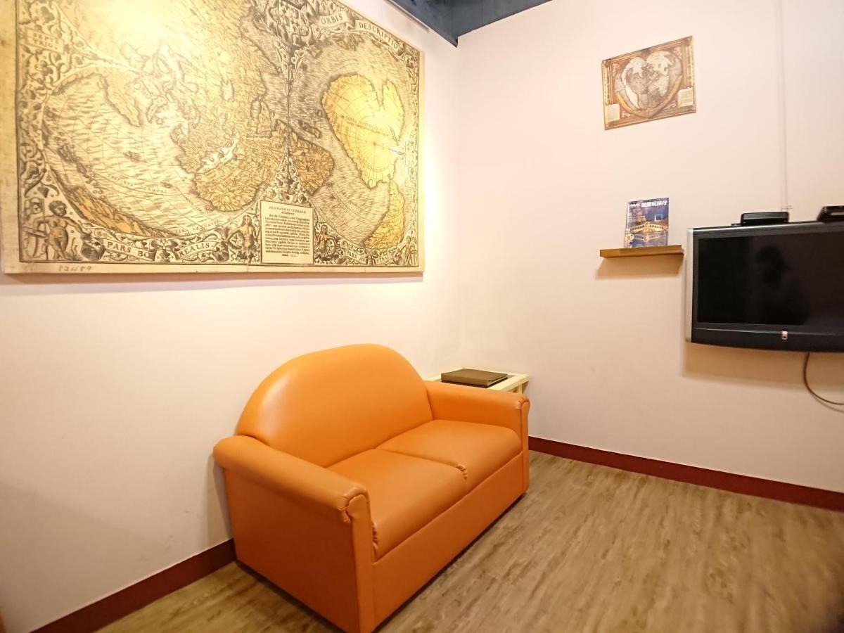 Dongning Atlas Hotel Tainan Buitenkant foto