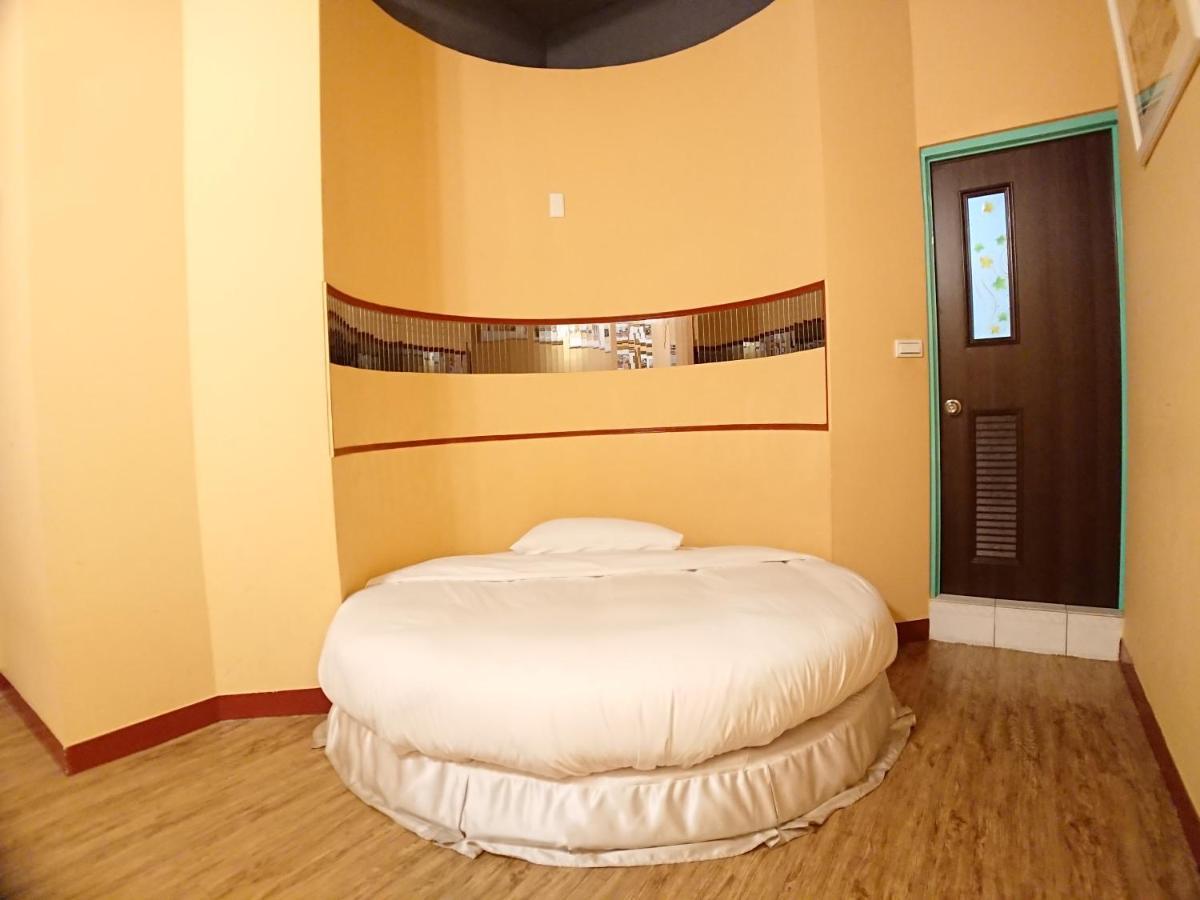 Dongning Atlas Hotel Tainan Buitenkant foto